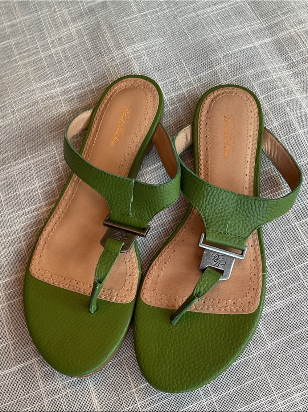 Brooks Brothers Green Leather Sandals with Silver Buckle